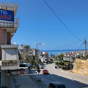 Miracle , Saranda Albanie