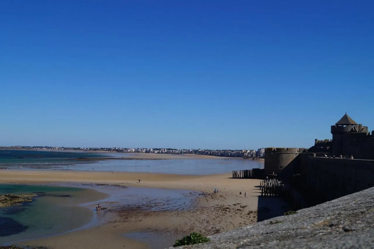 Intramuros La Coudre Apartment Saint-Malo France